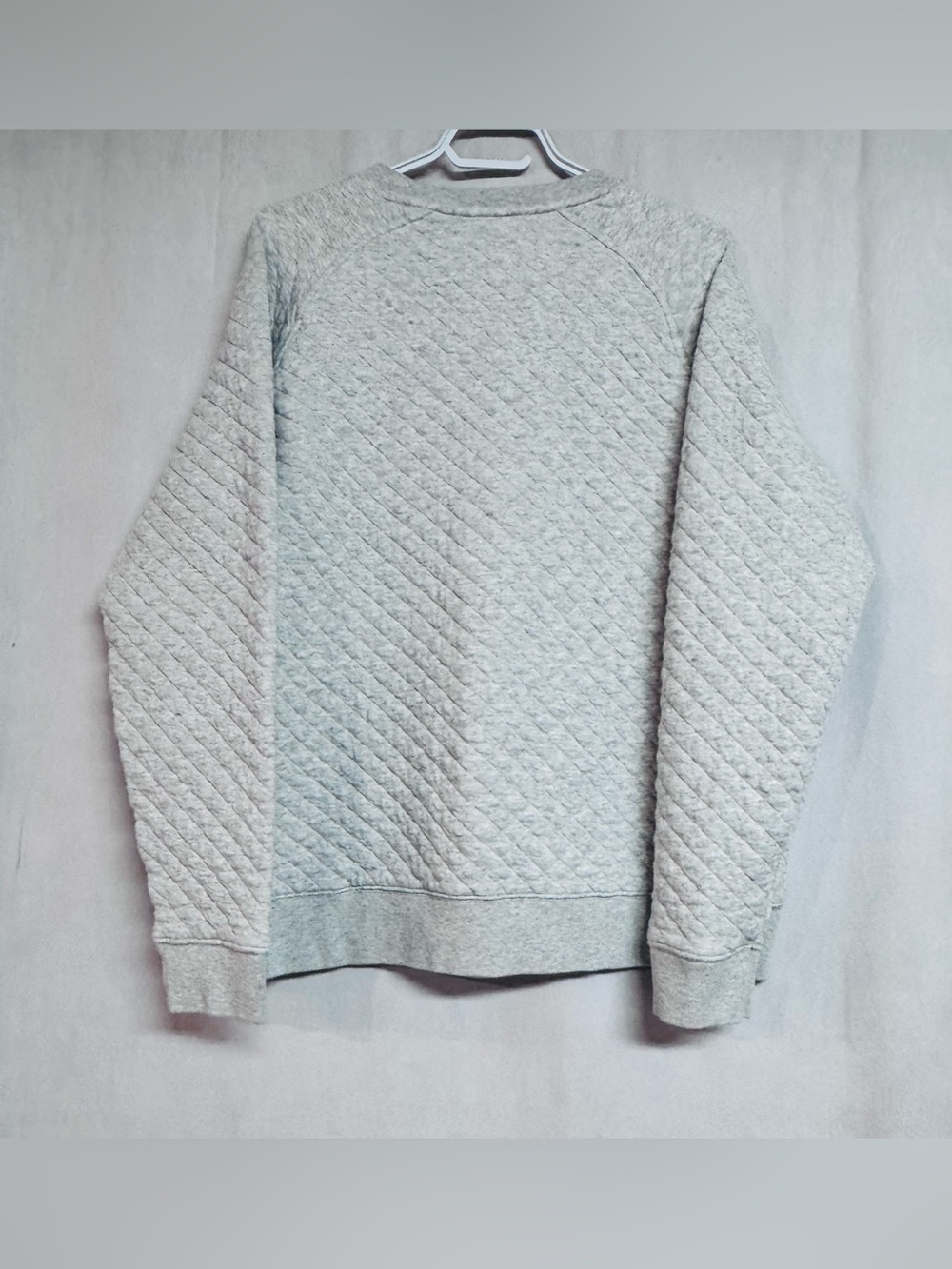 Relaxed Fit Quilted Crewneck Sweater - Light Gray - Picture 3 of 4